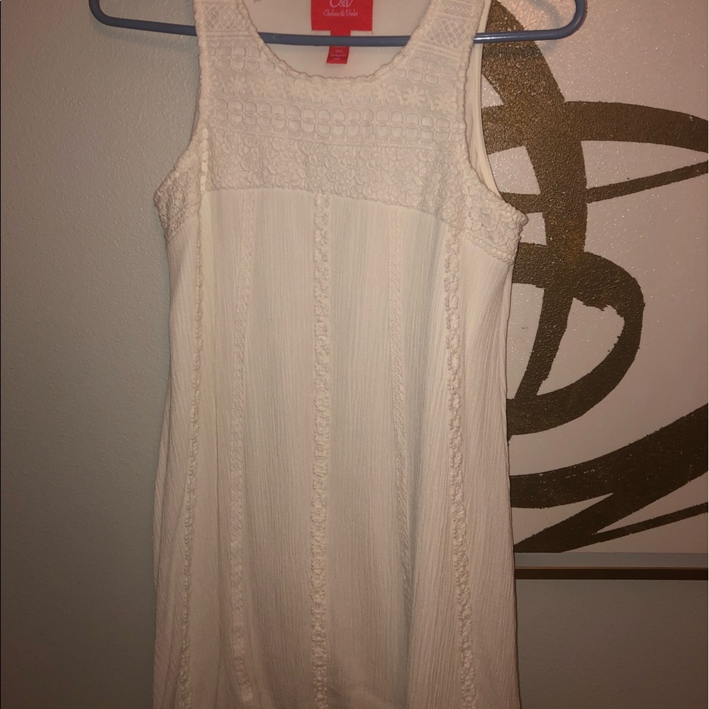 Short White patterned material dress